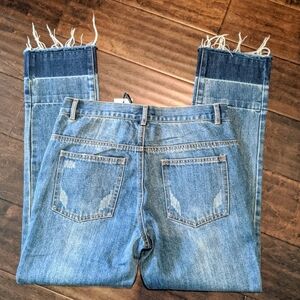 NWT Distressed Jeans 👖